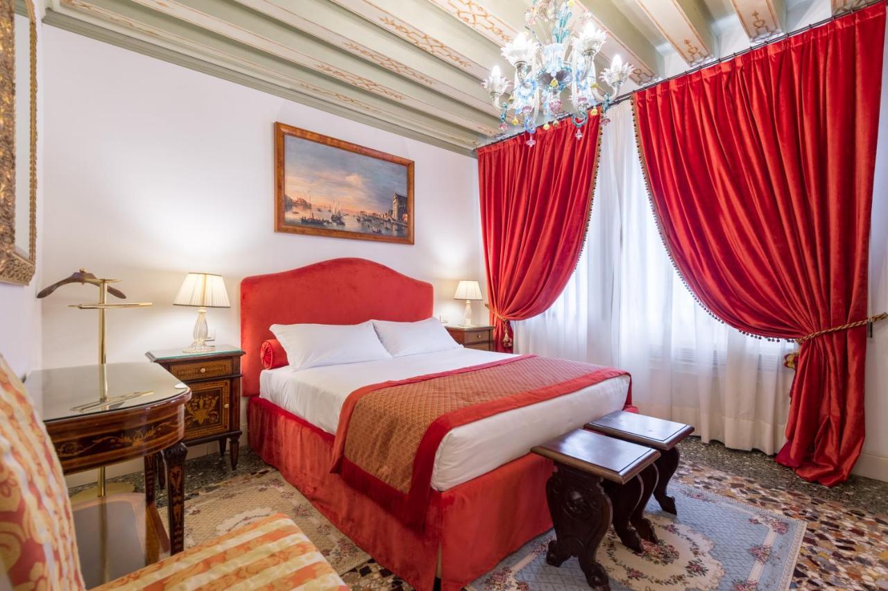 Ca' Dei Cuori On The Grand Canal เวนิส ภายนอก รูปภาพ