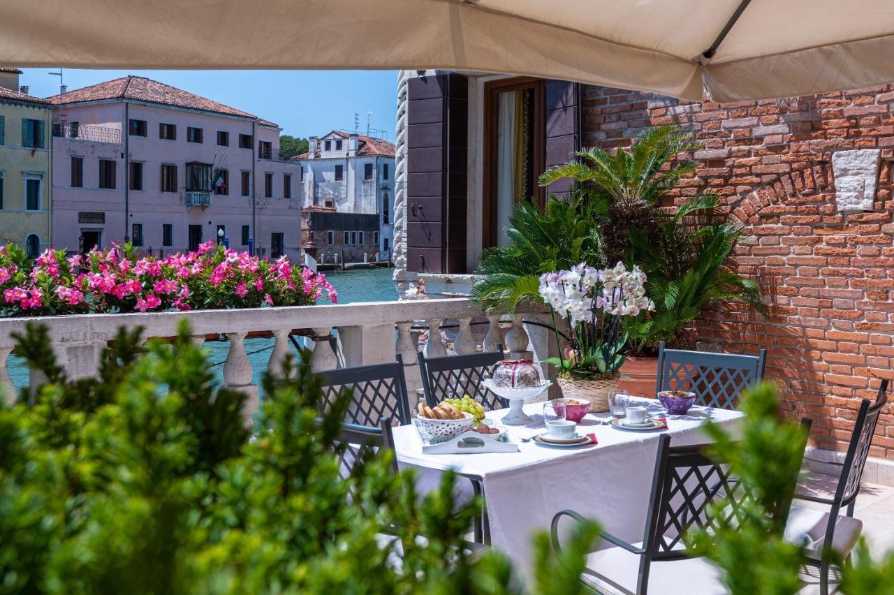 Ca' Dei Cuori On The Grand Canal เวนิส ภายนอก รูปภาพ